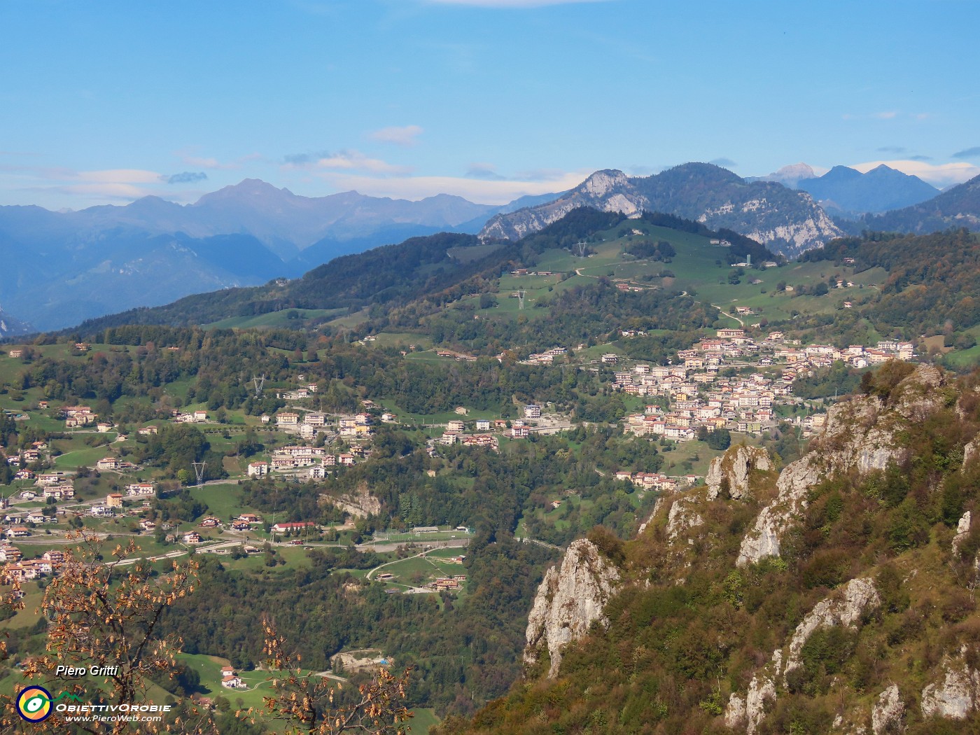 13 Bella vista verso Dossena-Poggio al sole.JPG